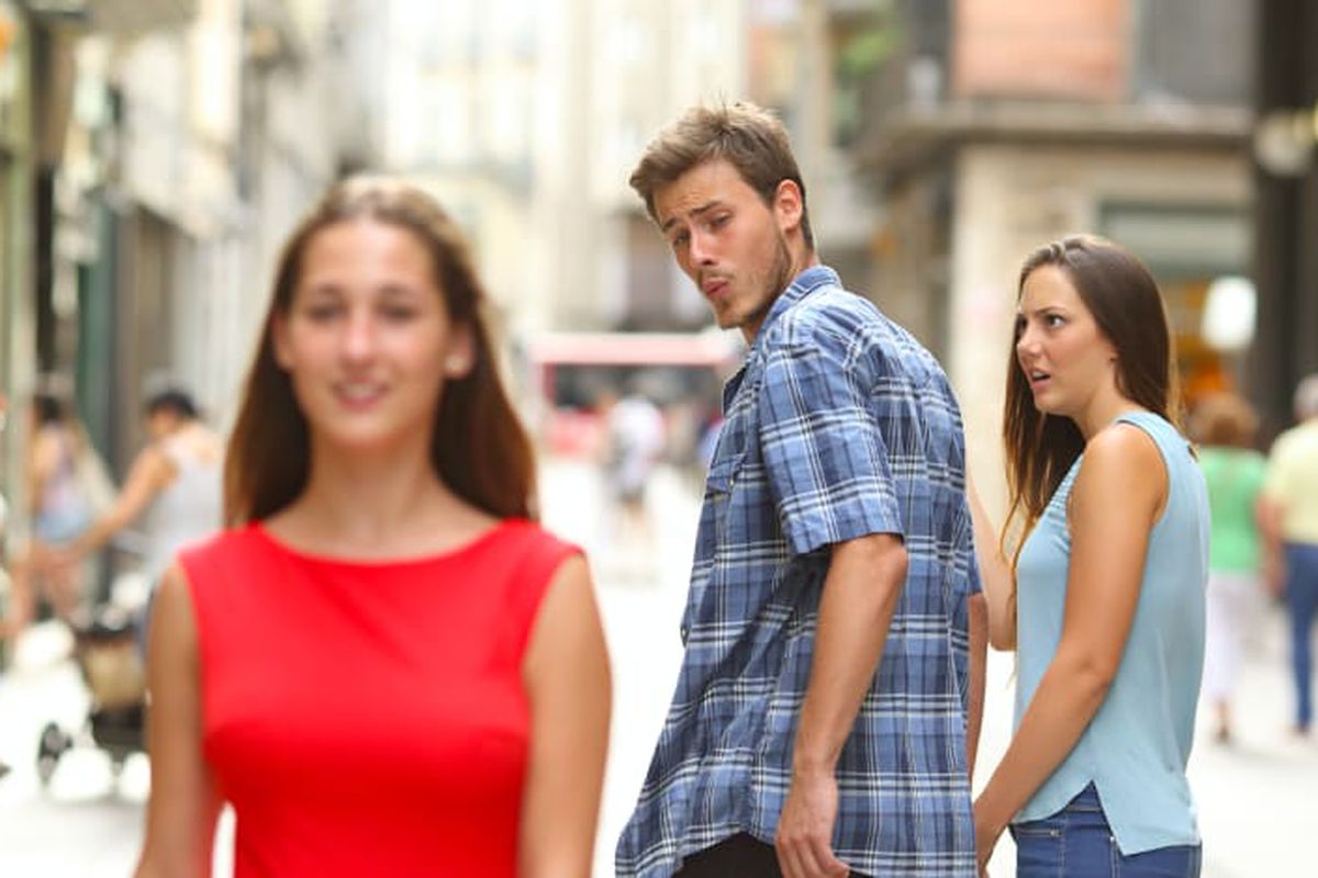 Distracted Boyfriend meme about Chippin